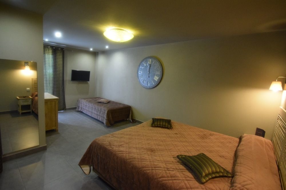 Hotel E Tre Stelle Bonifacio  Bagian luar foto